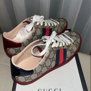 Gucci Ace GG Supreme Red